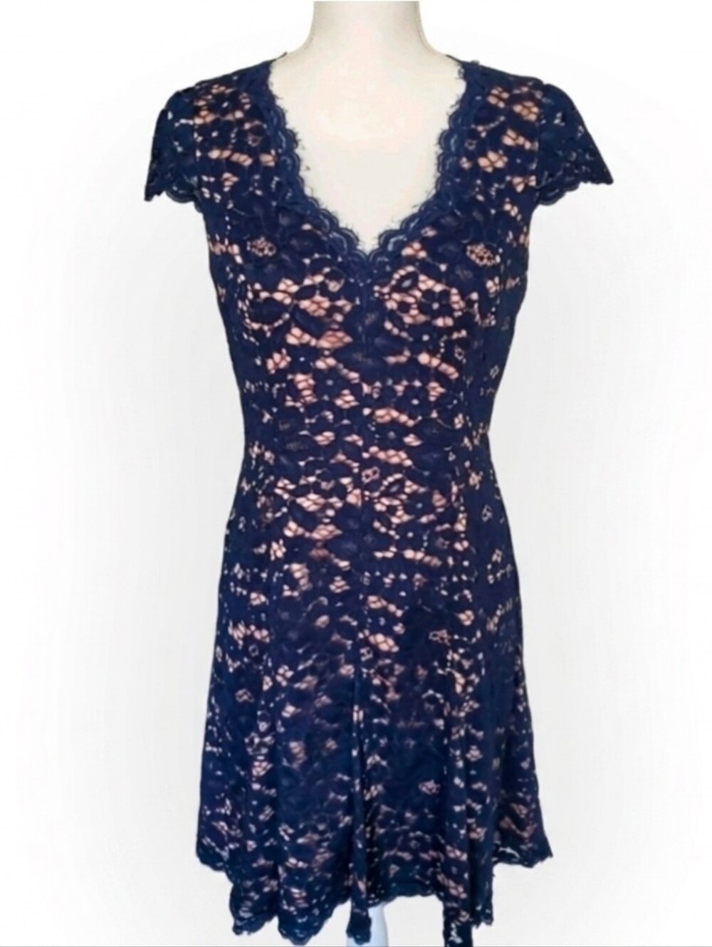 Vince Camuto Navy Blue Lace Fit & Flare Dress Cap Sleeve V-Neck Cocktail Size 8